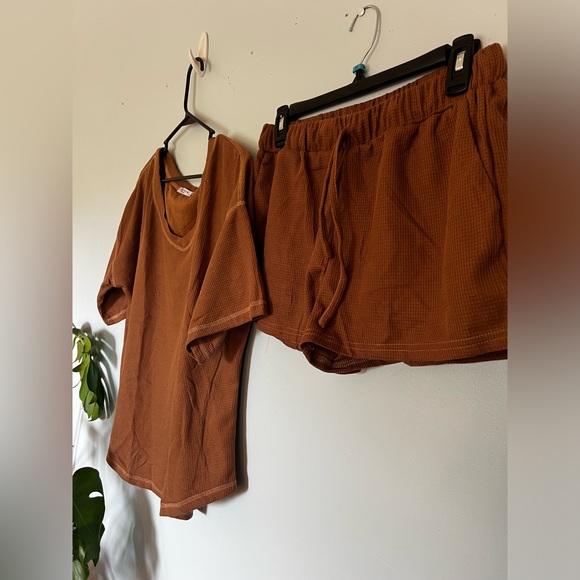 Boho Lounge Set with Oversize Top and Shorts NWOT - Picture 6 of 8